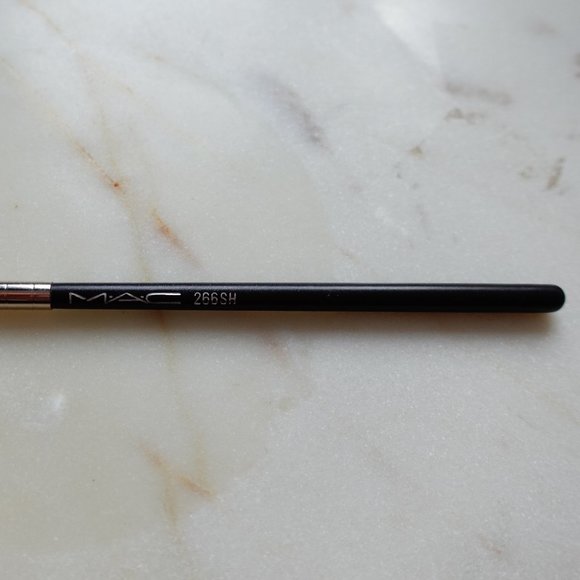 New/RARE MAC 266 SH Small Angle Natural Hair Brush - Picture 4 of 7